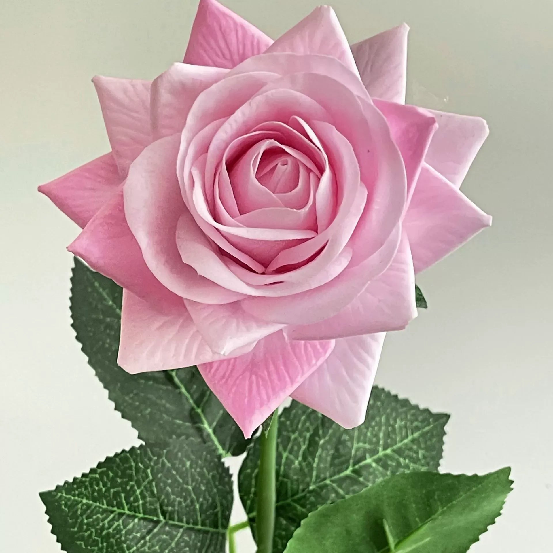 Artificial Rose Bouquet – Realistic "Real-Touch" Feel – Home Decor & Floral Arrangement