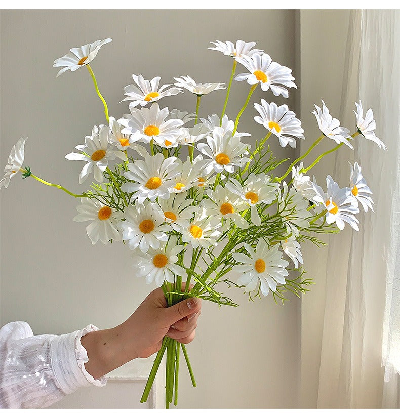 Artificial Chamomile / Daisy Flowers