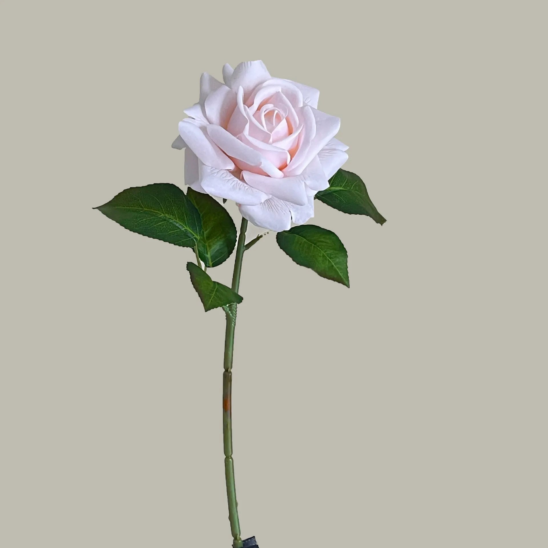 Moist-Touch Artificial Rose – Single-Stem Decorative Flower