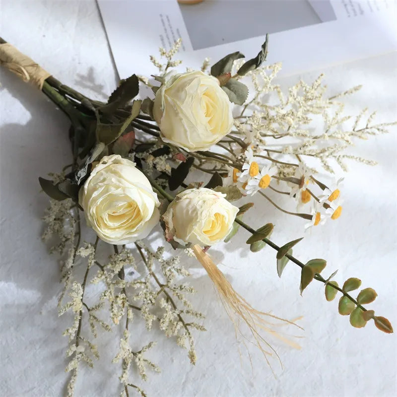 Rose and Daisy Bouquet, Artificial Dried Flower Bouquet, Suitable for Living Room, Dining Room, and Tea Room